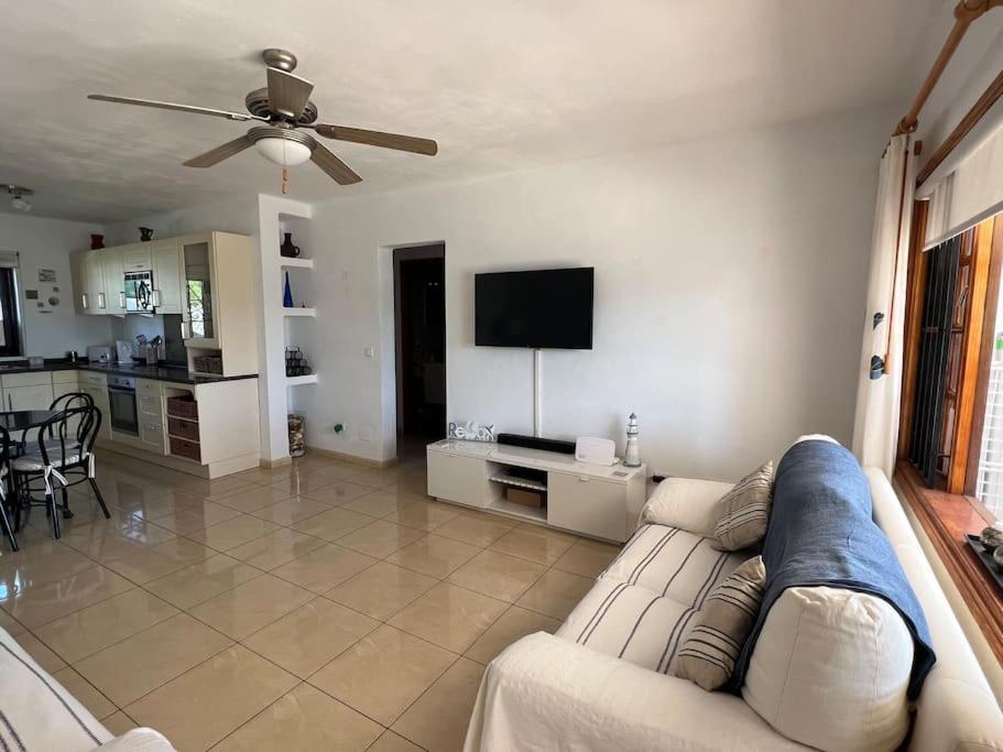 Casa Mo, 2 Bedroom Apartment Close To The Beach Puerto del Carmen  Dış mekan fotoğraf