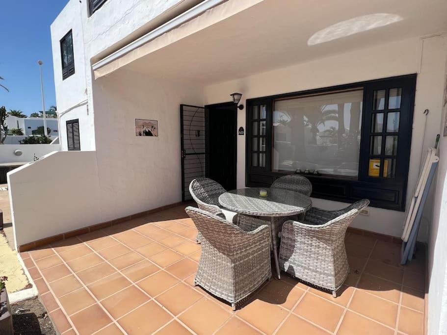 Casa Mo, 2 Bedroom Apartment Close To The Beach Puerto del Carmen  Dış mekan fotoğraf